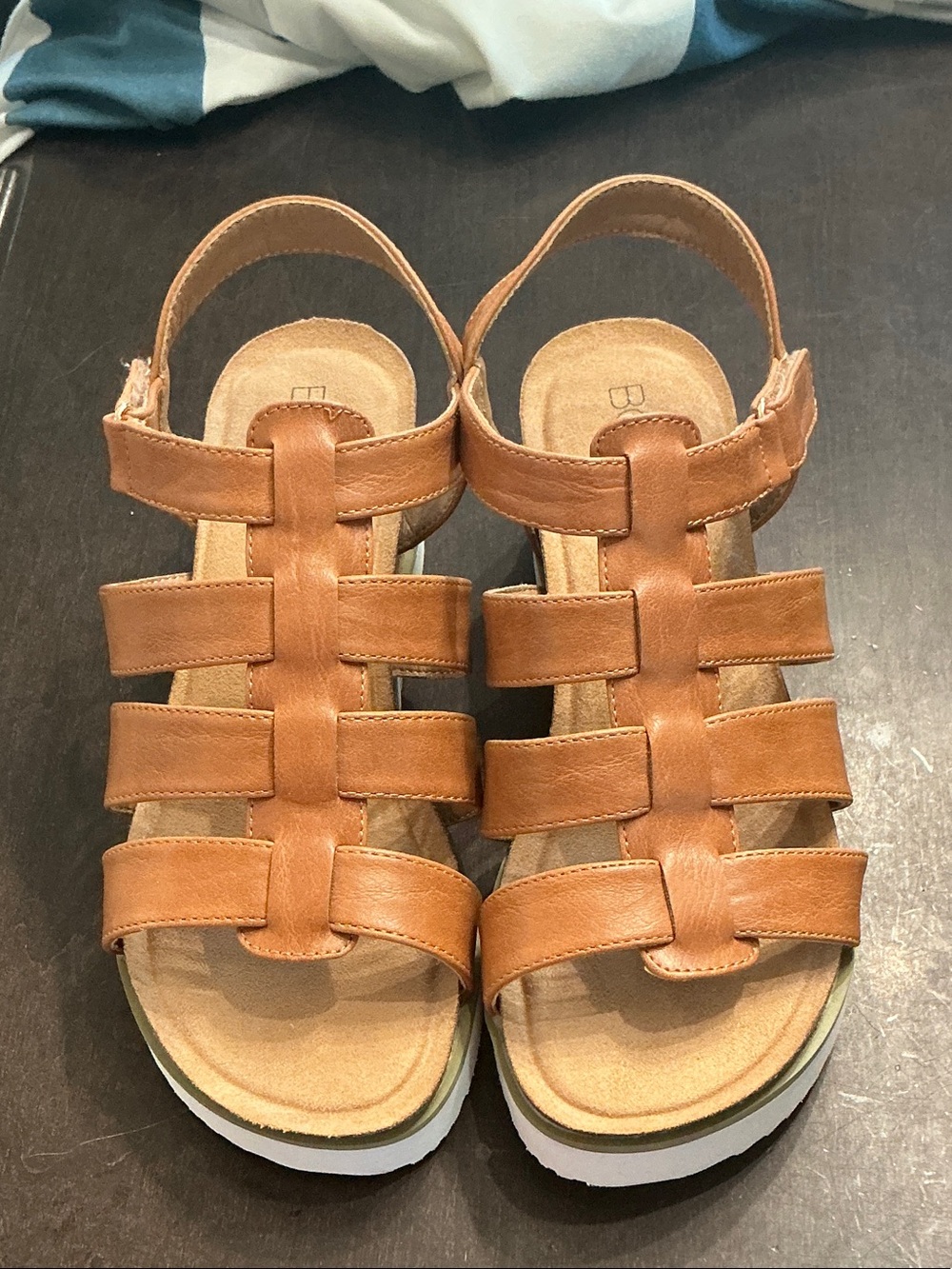 Corkys Womens Tan Strappy Gladiator Sandals - These are brand new!